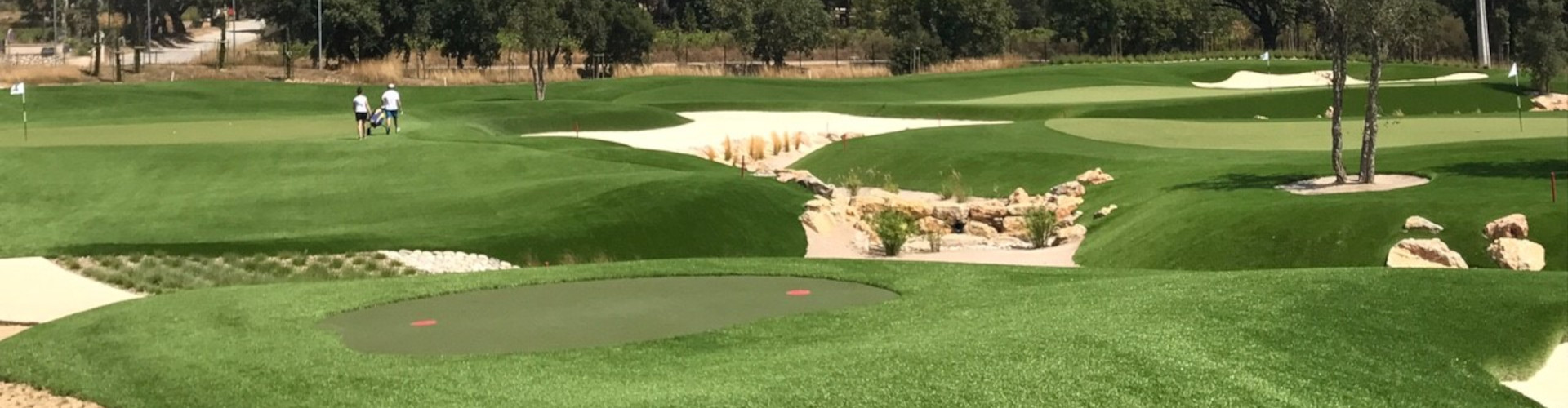 Golf Courses with Artificial Turf